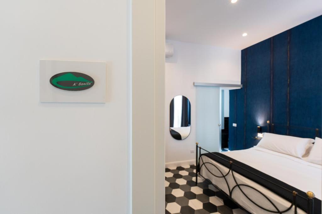 Al 4 Piano Bed and Breakfast Napels Buitenkant foto